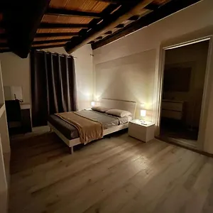 Rent Iacopo Capannori