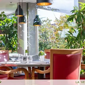 Hotel Dependence Del Parco